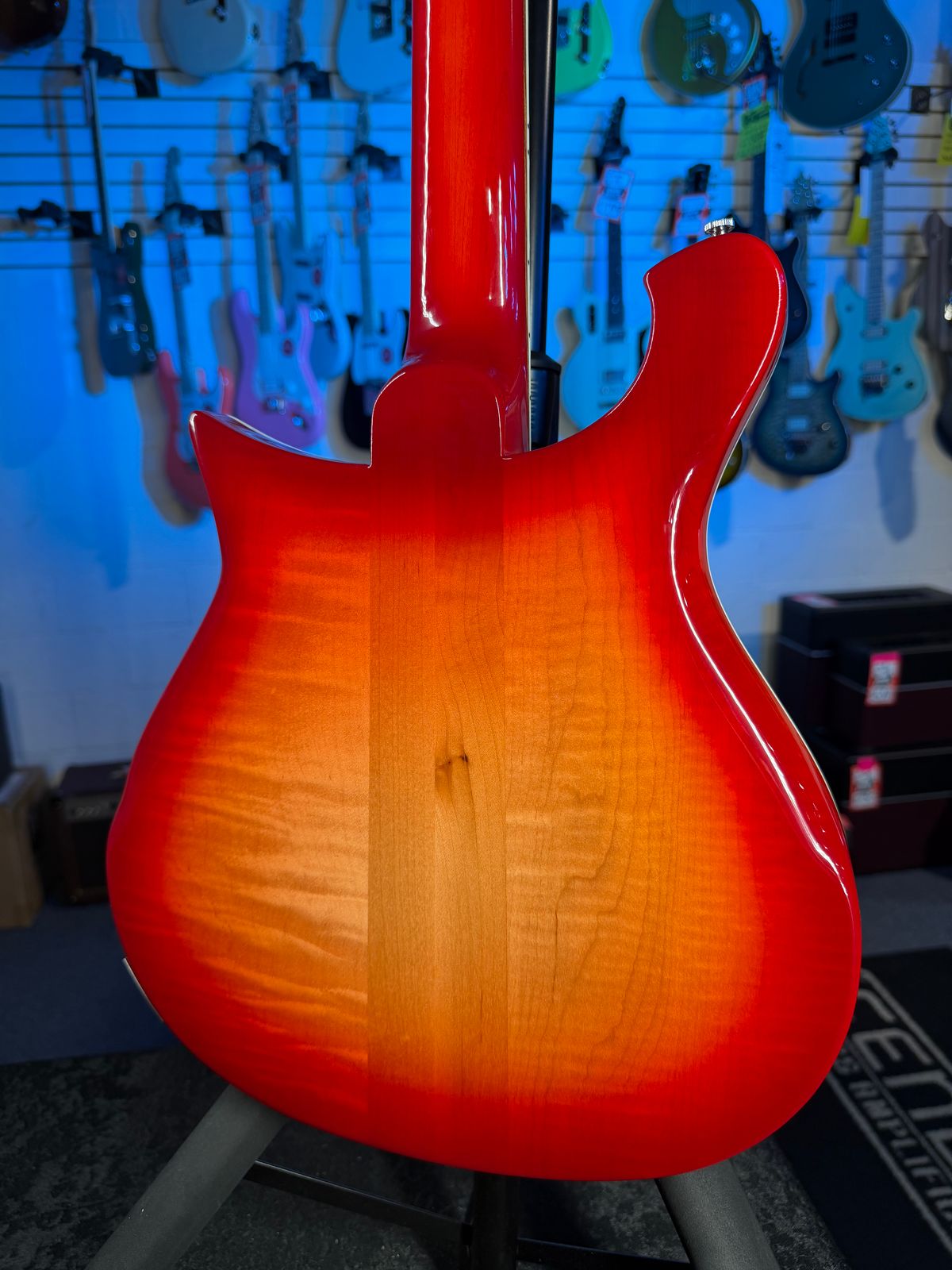 Rickenbacker 660 Fireglo