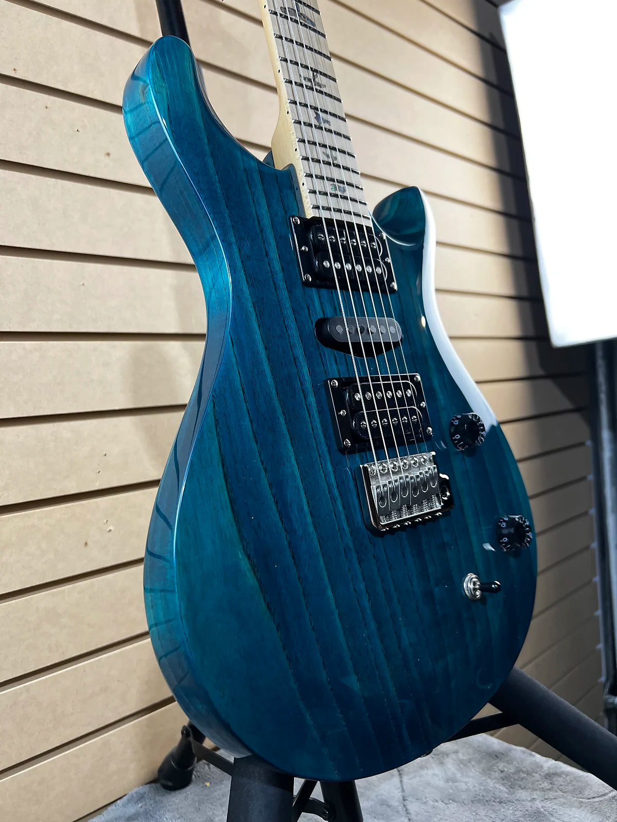 SE Swamp Ash Special Electric Guitar - Iris Blue #342