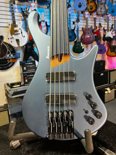 Ibanez EHB1005F Fretless Arctic Ocean Matte
