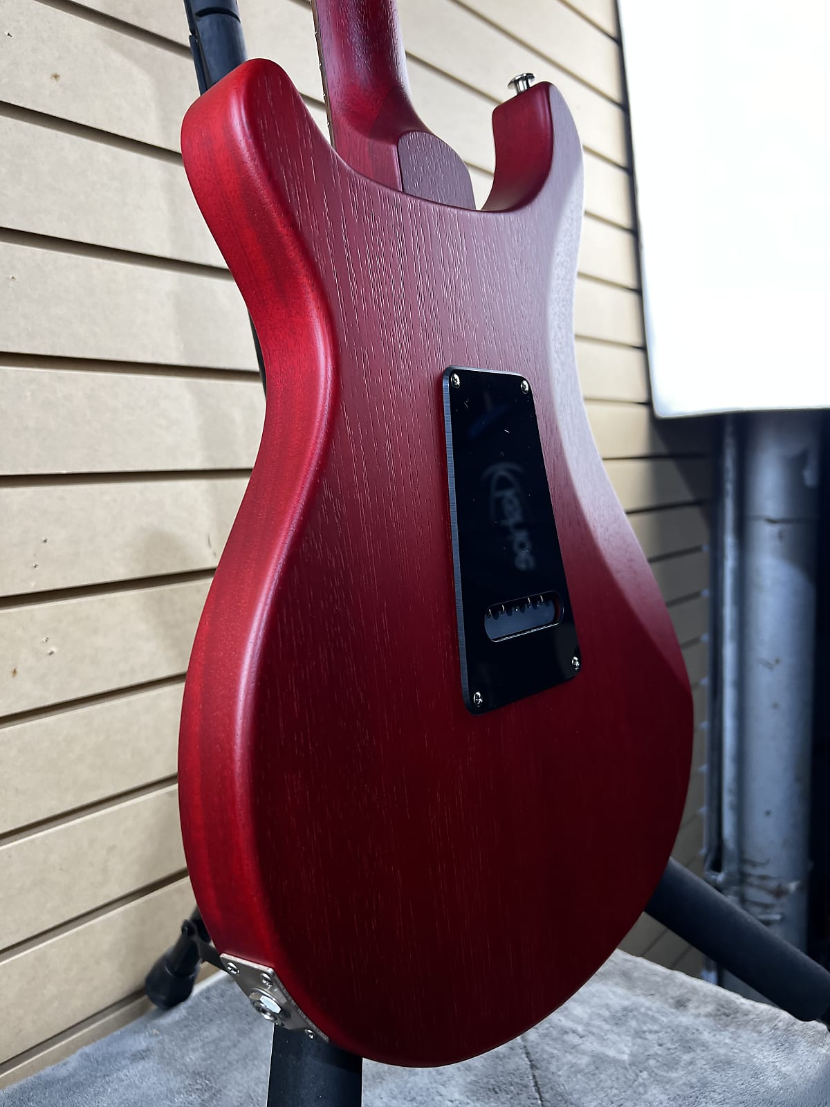 S2 Standard 24 - Vintage Cherry #413