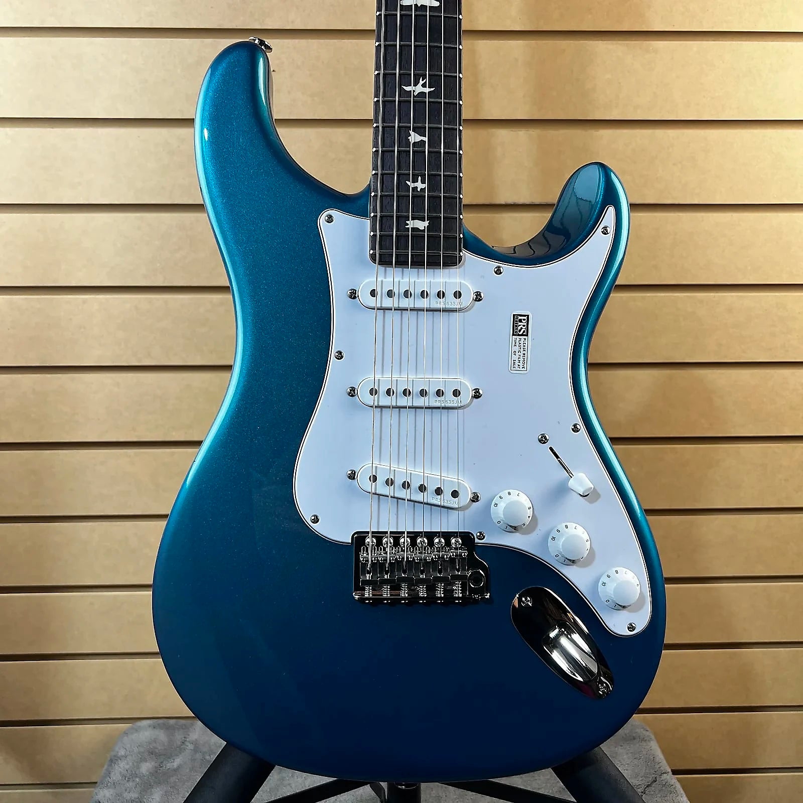 Silver Sky Electric Guitar - Dodgem Blue #727