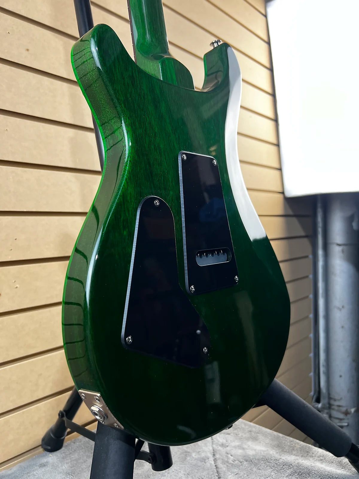 S2 Custom 24 - Eriza Verde #187