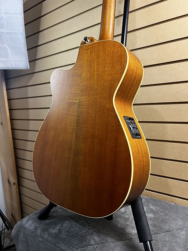 EBG808 Tommy Emmanuel Cutaway Signature Acoustic Guitar - Honey Stan Satin #787