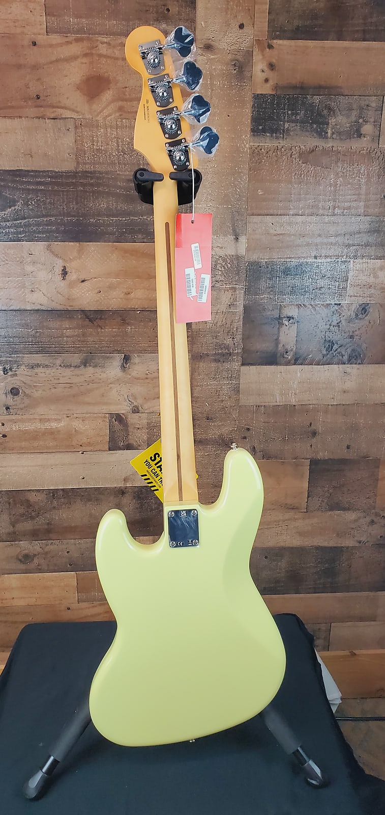 Fender Player II Jazz Bass, Hialeah Yellow,