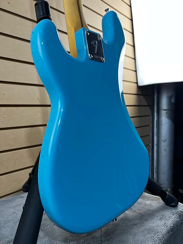 Player II Precision Bass - Aquatone Blue with Maple Fingerboard #289