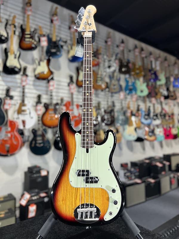 Lakland Skyline 44-64 Standard - 3-Tone Sunburst with Indian Laurel Fingerboard Authorized Deal! 403