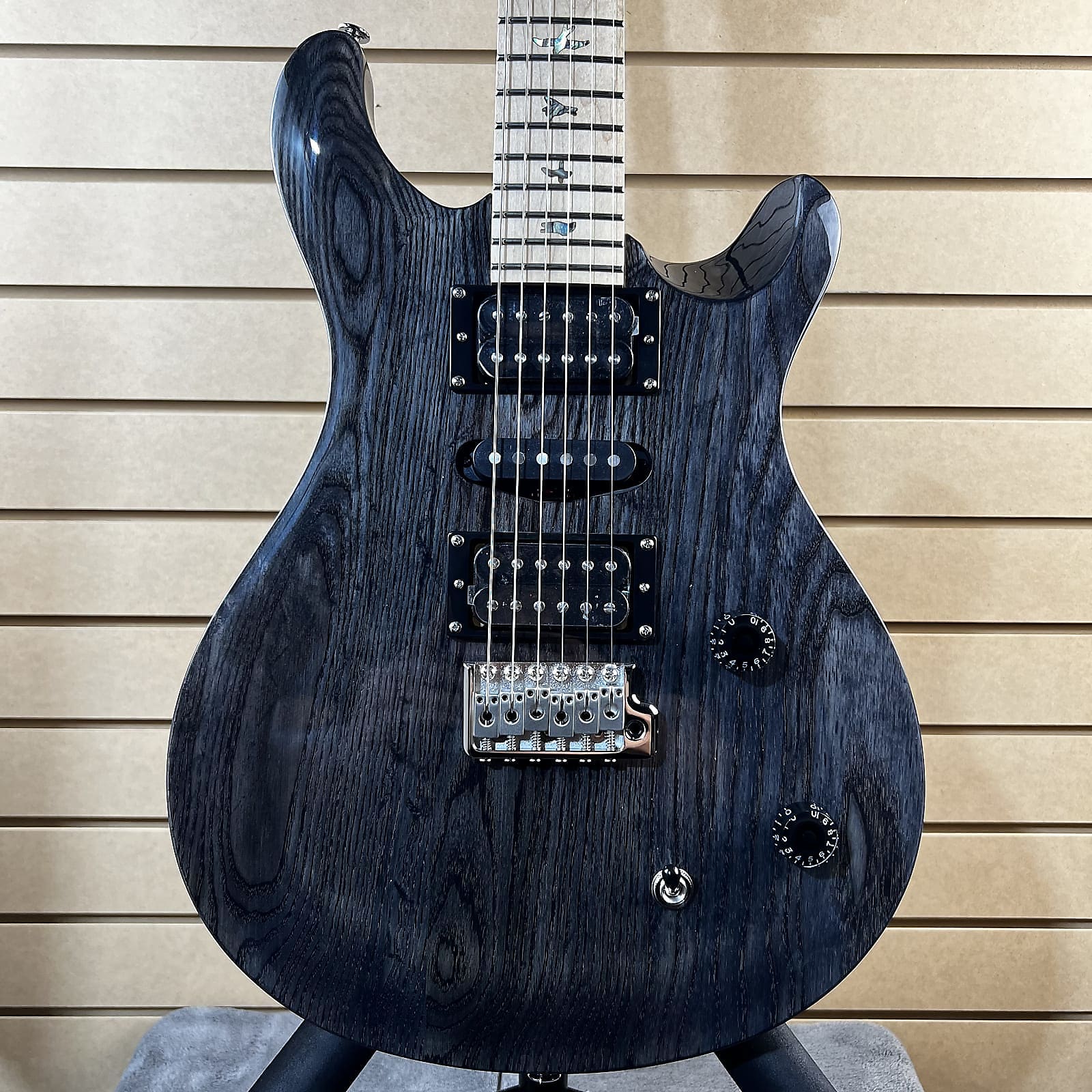 SE Swamp Ash Special Electric Guitar - Charcoal #924