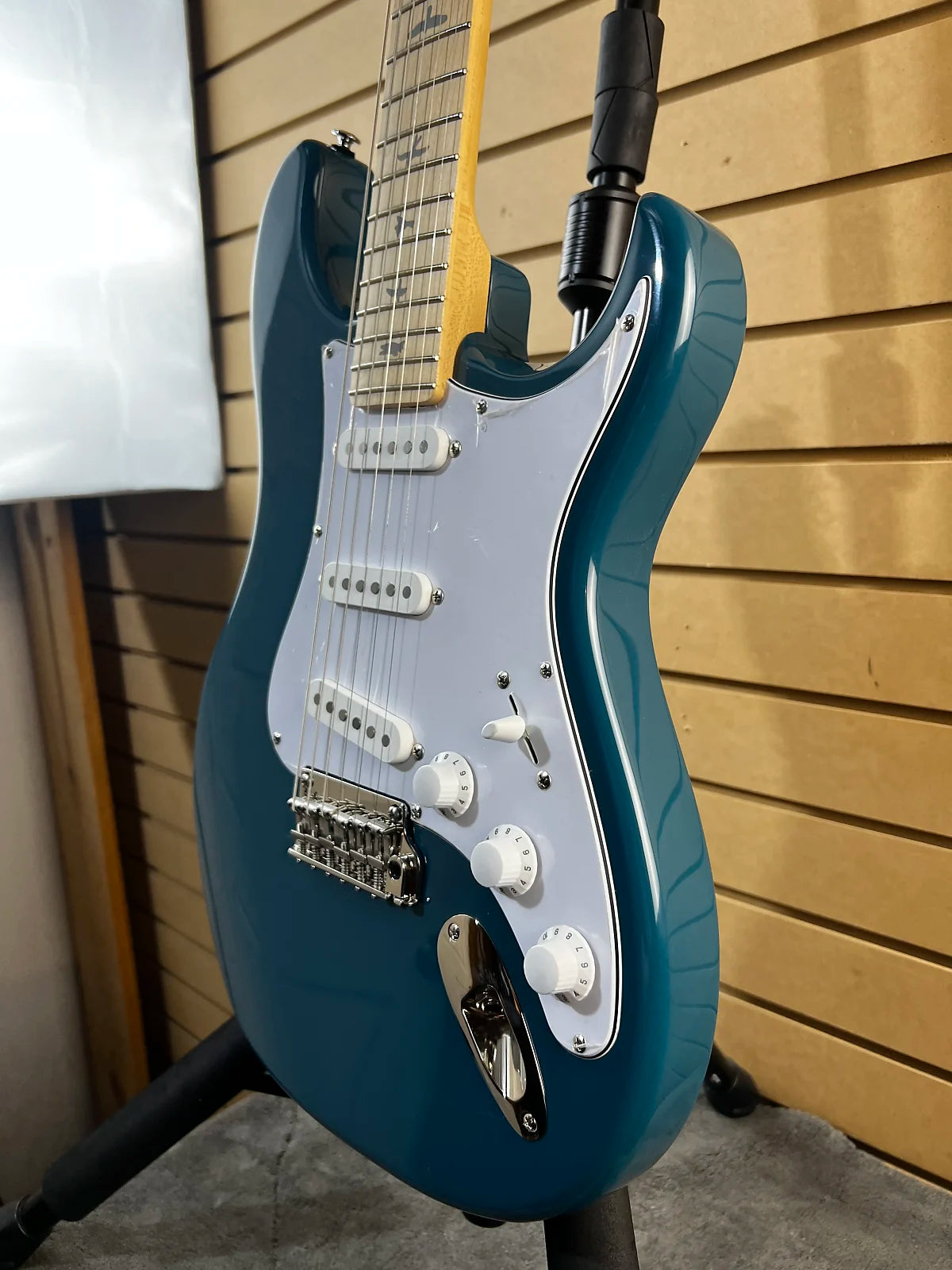 SE Silver Sky Electric Guitar - Nylon Blue #313