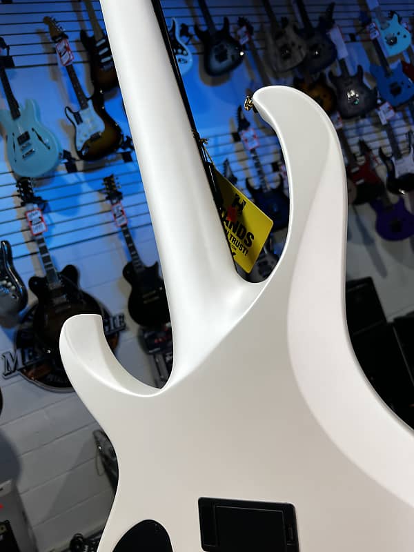 Ibanez BTB Bass Workshop Multi-scale 5-string Electric Bass - Pearl White Matte GET PLEK'D! 662