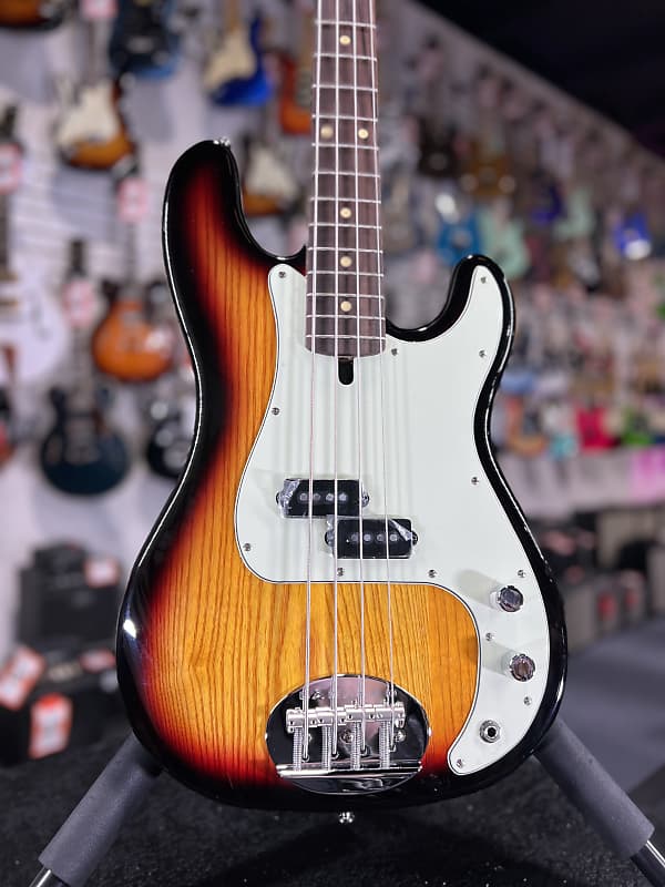 Lakland Skyline 44-64 Standard - 3-Tone Sunburst with Indian Laurel Fingerboard Authorized Deal! 403