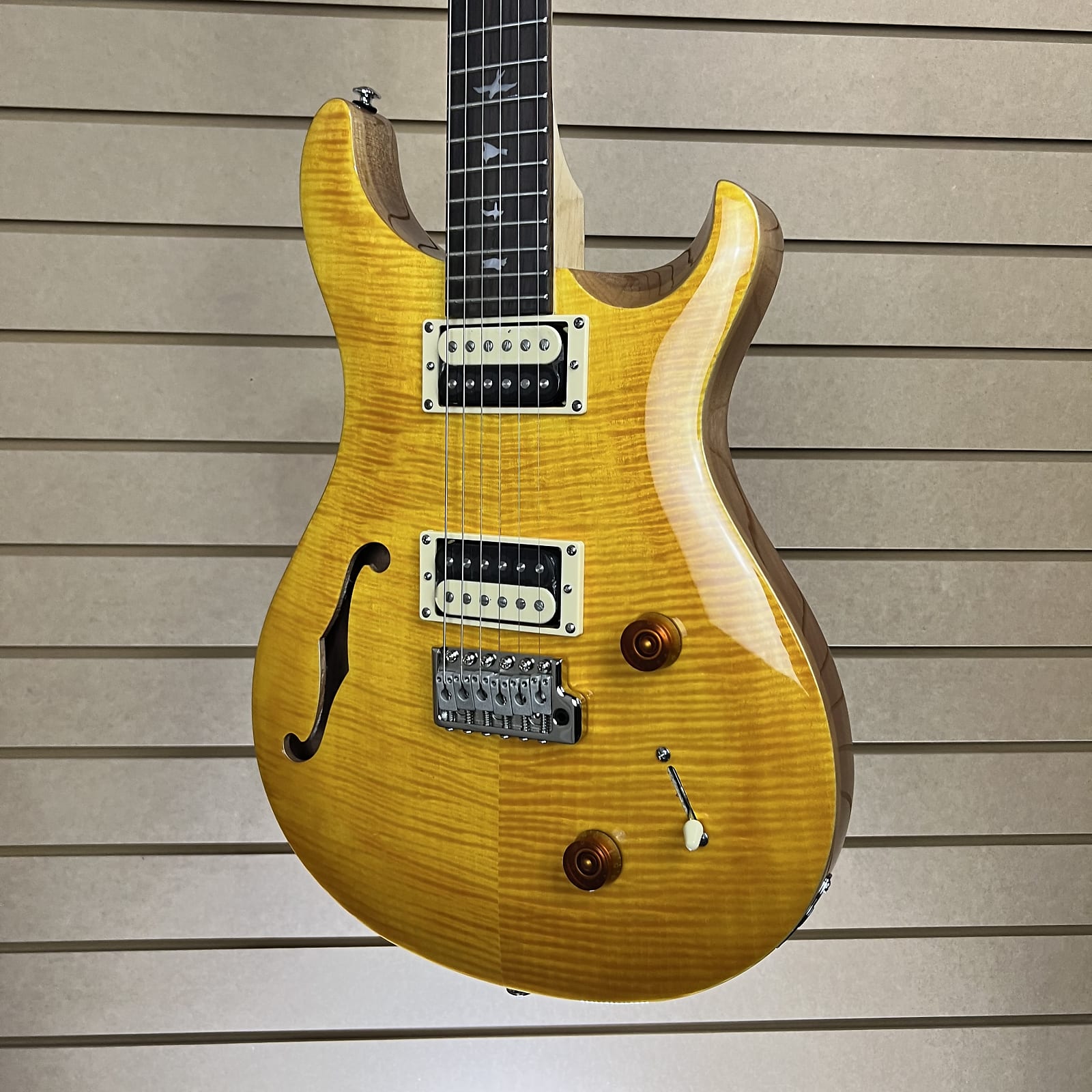 SE Custom 22 Semi-hollow - Santana Yellow #525