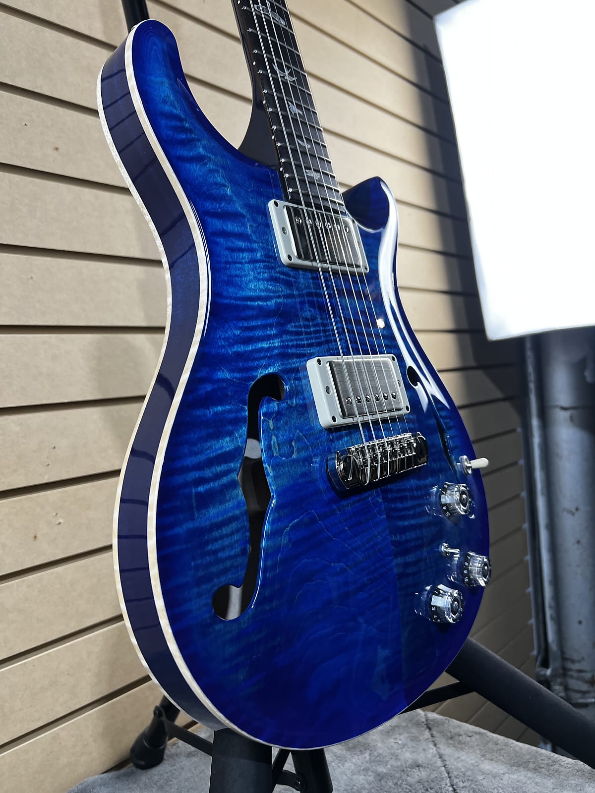 Hollowbody II Piezo Electric Guitar - *Custom Color* Faded Blue Burst #274