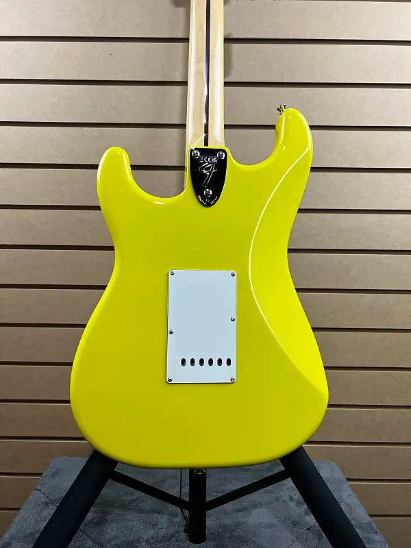 Made in Japan Limited International Color Stratocaster Electric Guitar - Monaco Yellow #276