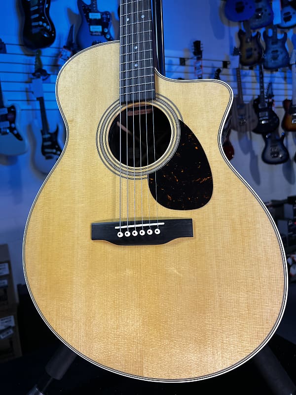 Martin SC-28E Acoustic-electric Guitar Fishman Aura VT Blend Electronics - Aged Natural Auth Deal Free Shipping! 000 GET PLEK’D!