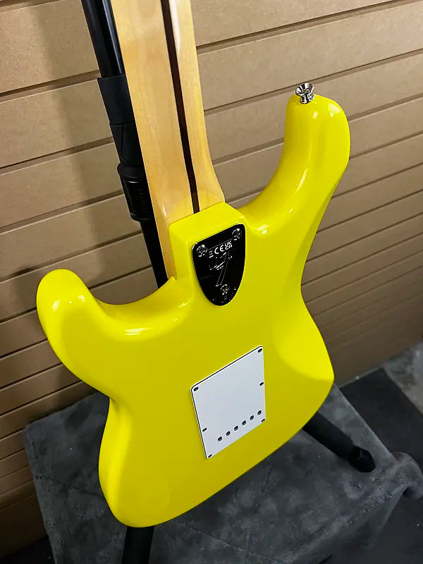 Made in Japan Limited International Color Stratocaster Electric Guitar - Monaco Yellow #276