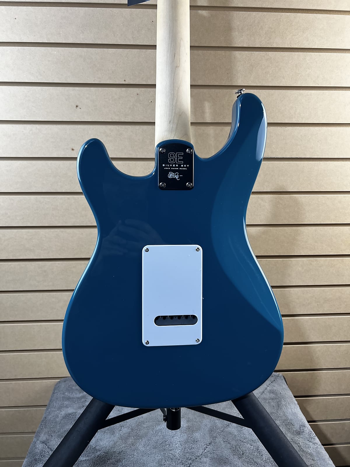 SE Silver Sky Electric Guitar - Nylon Blue #313