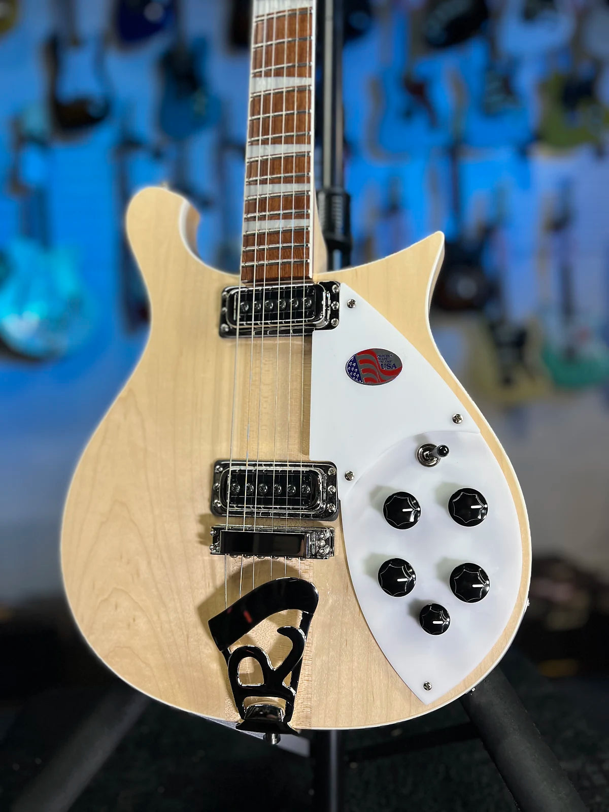 New Rickenbacker 620 Mapleglo Electric Guitar wOHSC Auth Dealer Free Ship 620MG 772