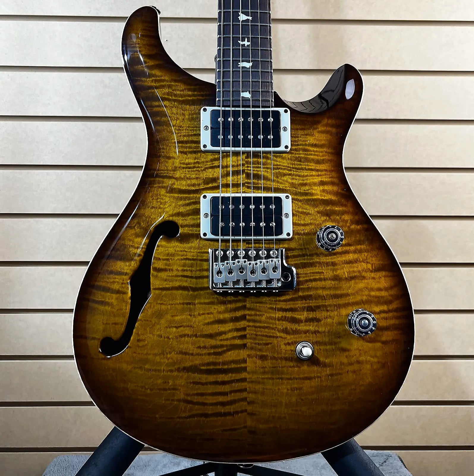 CE 24 Semi-Hollow Electric Guitar - Amber Burst #448