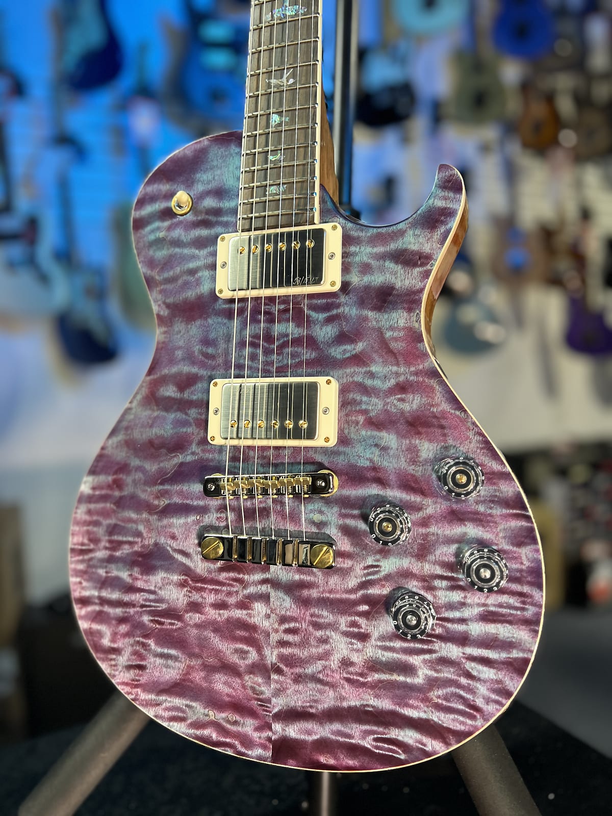 PRS Wood Library McCarty Singlecut 594, Quilt Top, Violet, Ziricote Fingerboard, Paisley Case, Signature Dealer 450