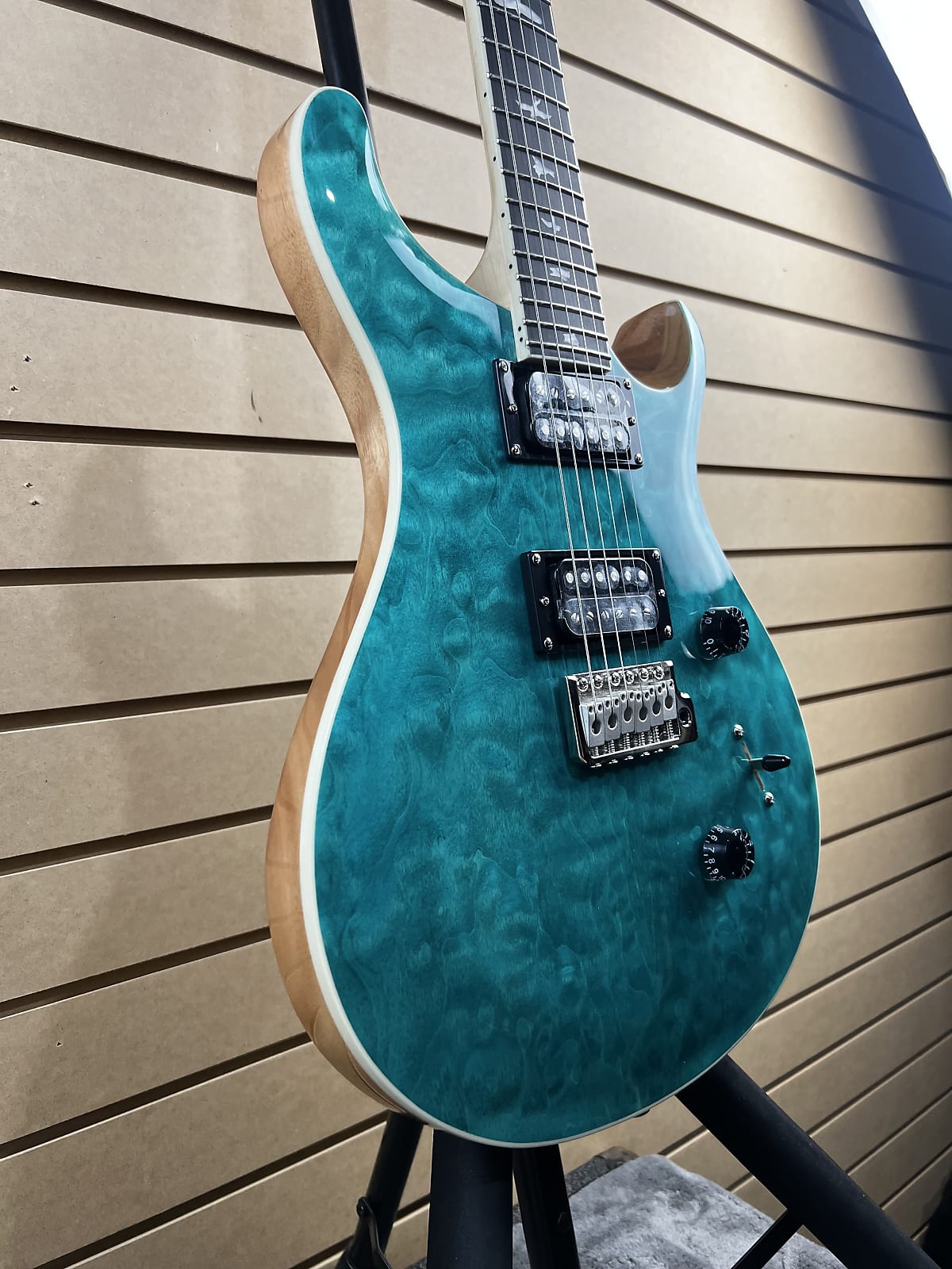 SE Custom 24 Electric Guitar - Quilted Turquoise #828