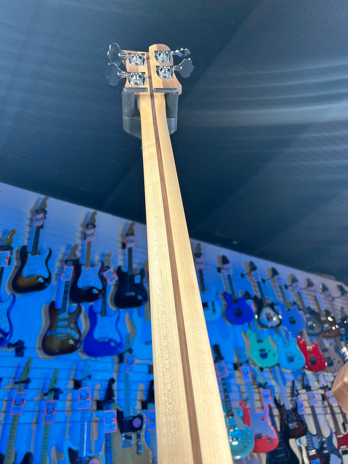 New 2025 Rickenbacker 4003S Walnut Bass w/ OHSCase 4003SW 763