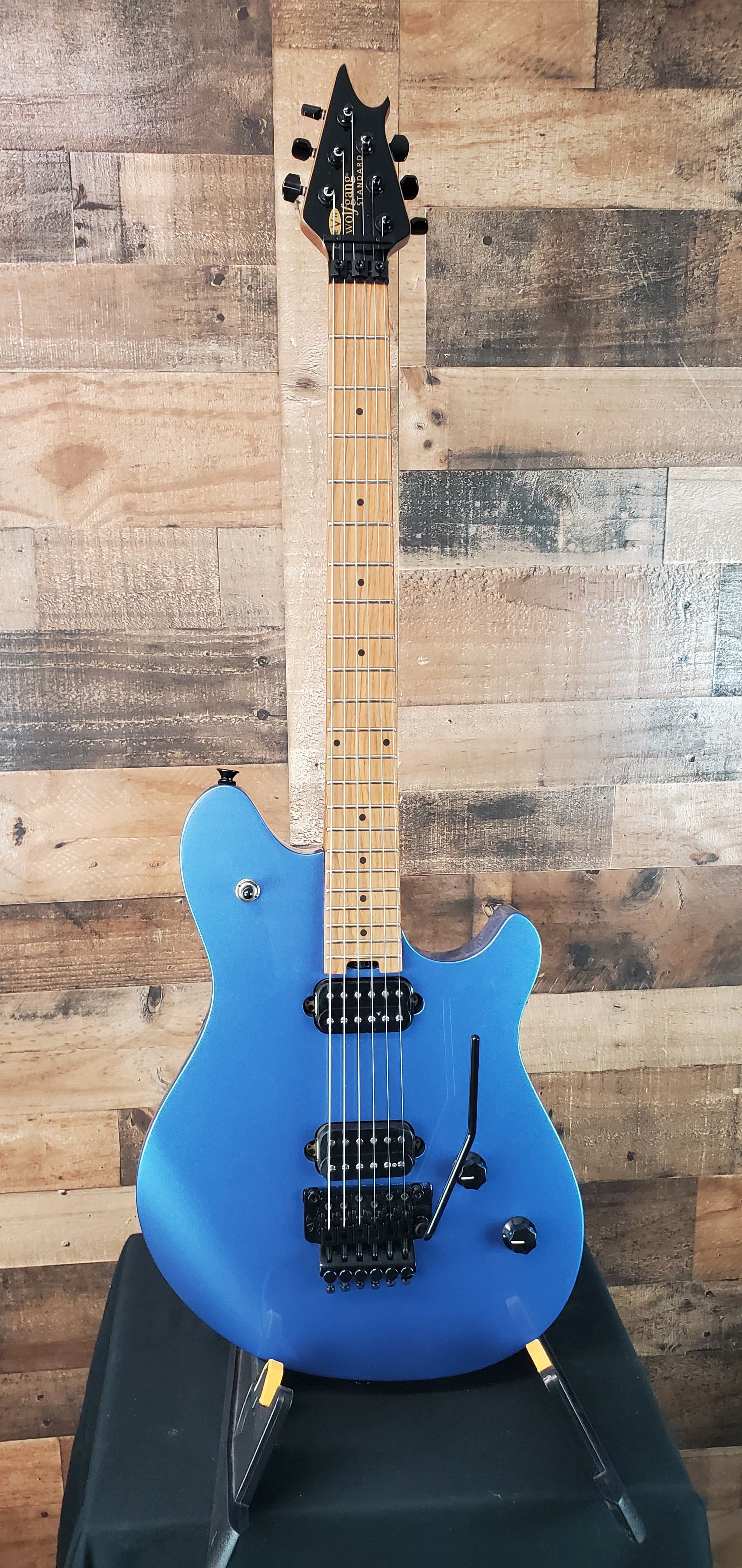 EVH Wolfgang Standard - Pelham Blue #539