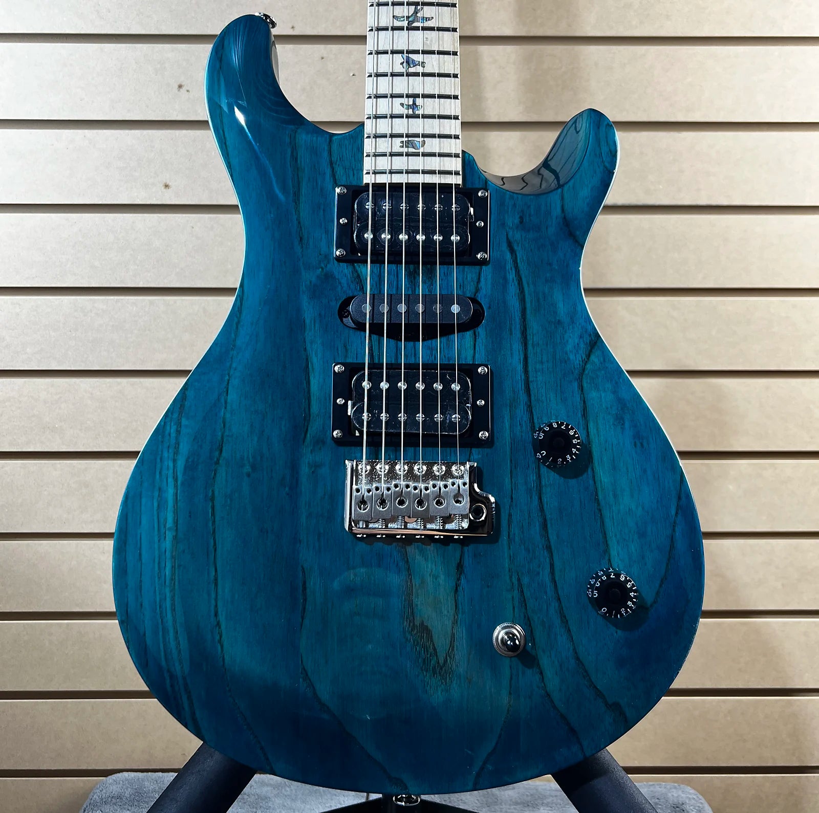 SE Swamp Ash Special Electric Guitar - Iris Blue #274