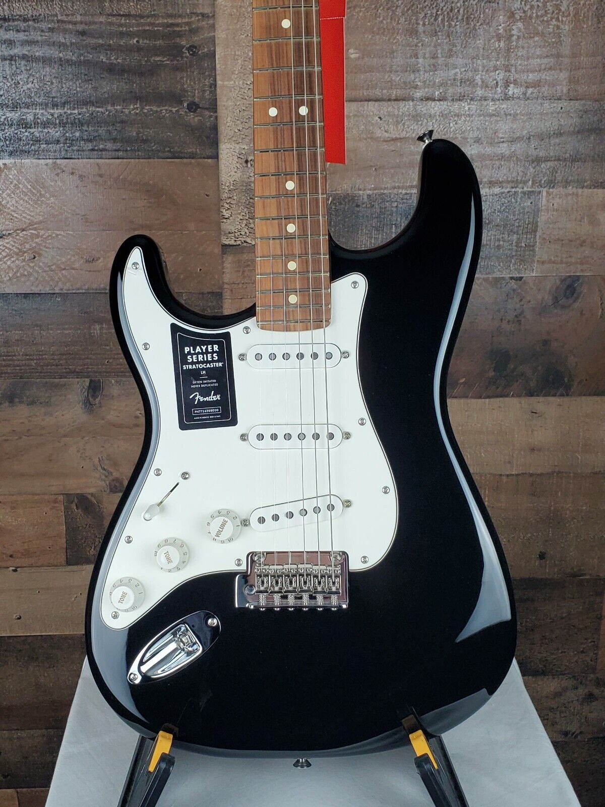 Fender Player Stratocaster Lefty, Black, Pau Ferro, Free Ship, 155