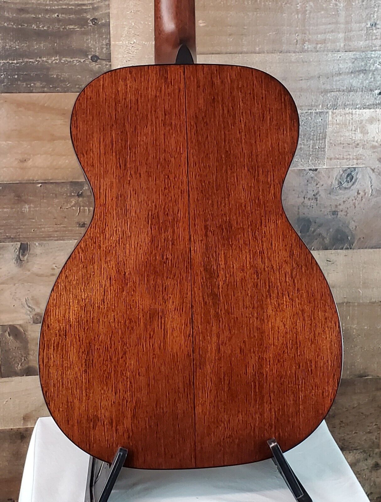 Martin 0018L 00-18L Lefty, Left Handed, Natural, Hard Case, 721