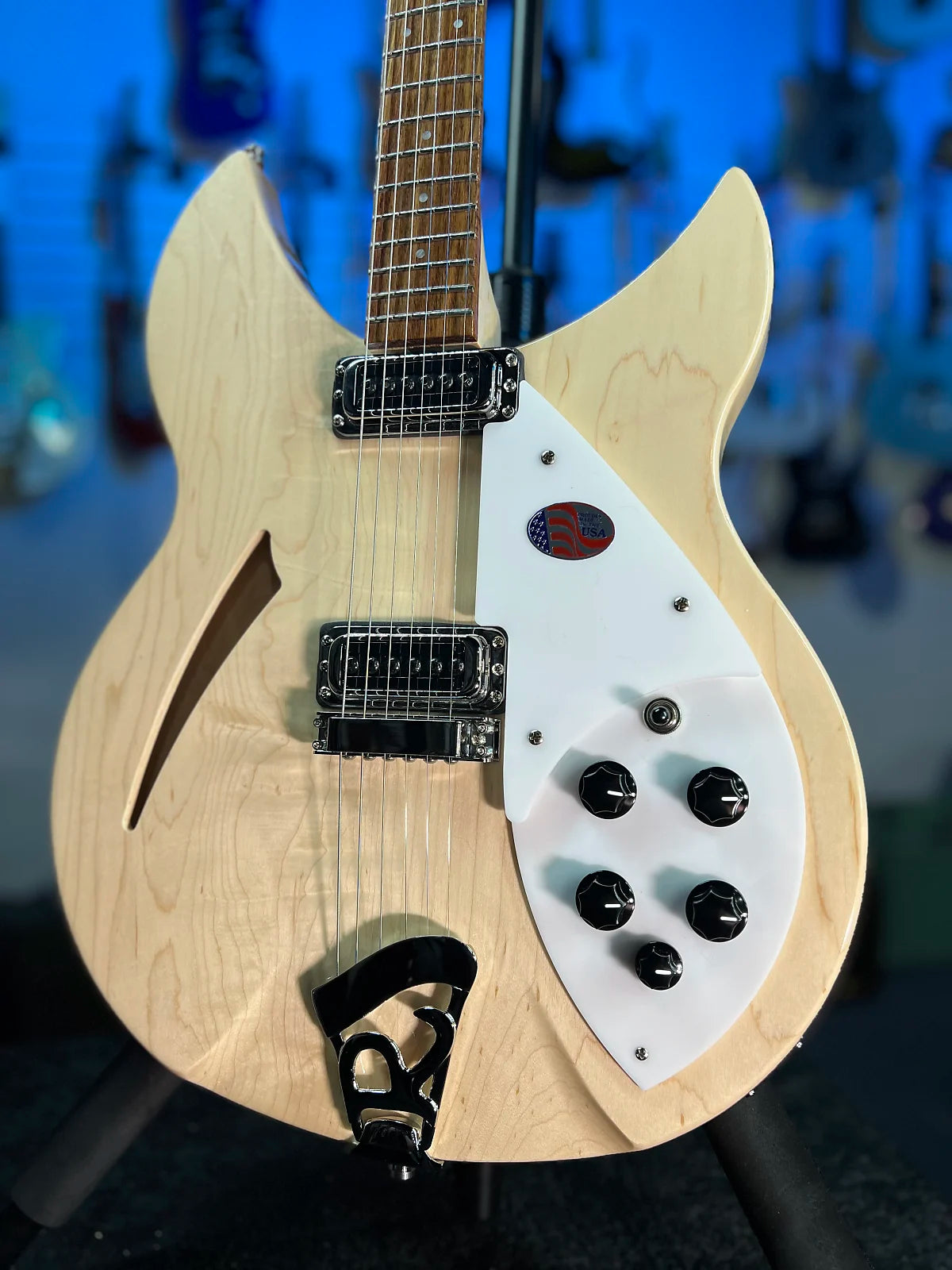 New 2025 Rickenbacker 330 Guitar - Mapleglo, with Rickenbacker Case, 330MG 736