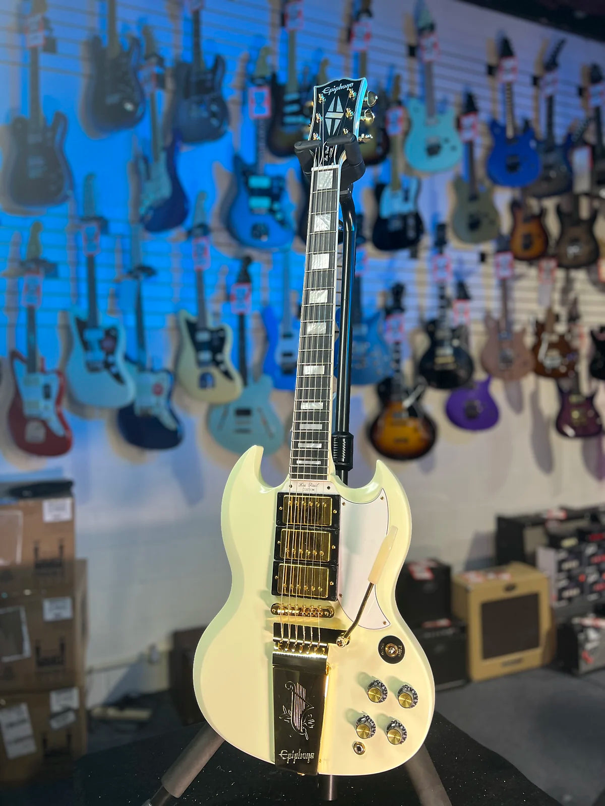 Epiphone 1963 SG Inspired by Gibson Custom 2024 Les Paul - Classic White, with Epiphone Case 053