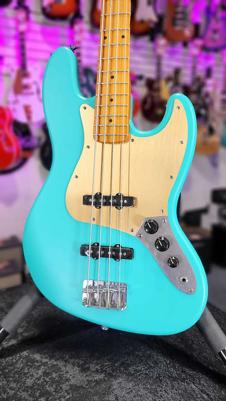 Squier 40th Anniversary Vintage Edition Jazz Bass - Satin Seafoam Green *FREE PLEK WITH PURCHASE* Free Ship