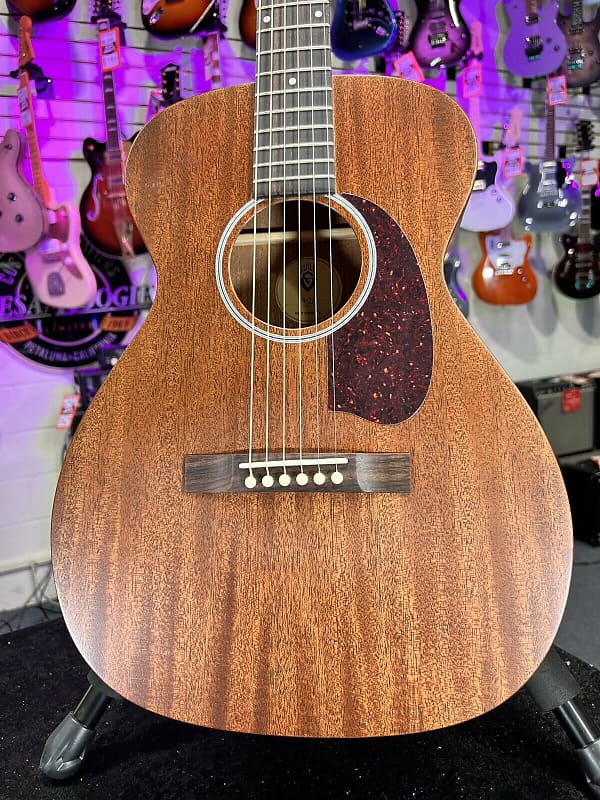 Guild M-20 Concert Acoustic Guitar - Natural Finish Auth Deal Free Ship! 331