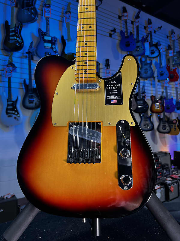 Fender American Ultra II Telecaster Electric Guitar - Ultraburst Maple Fingerboard Auth Deal Free Ship! 658