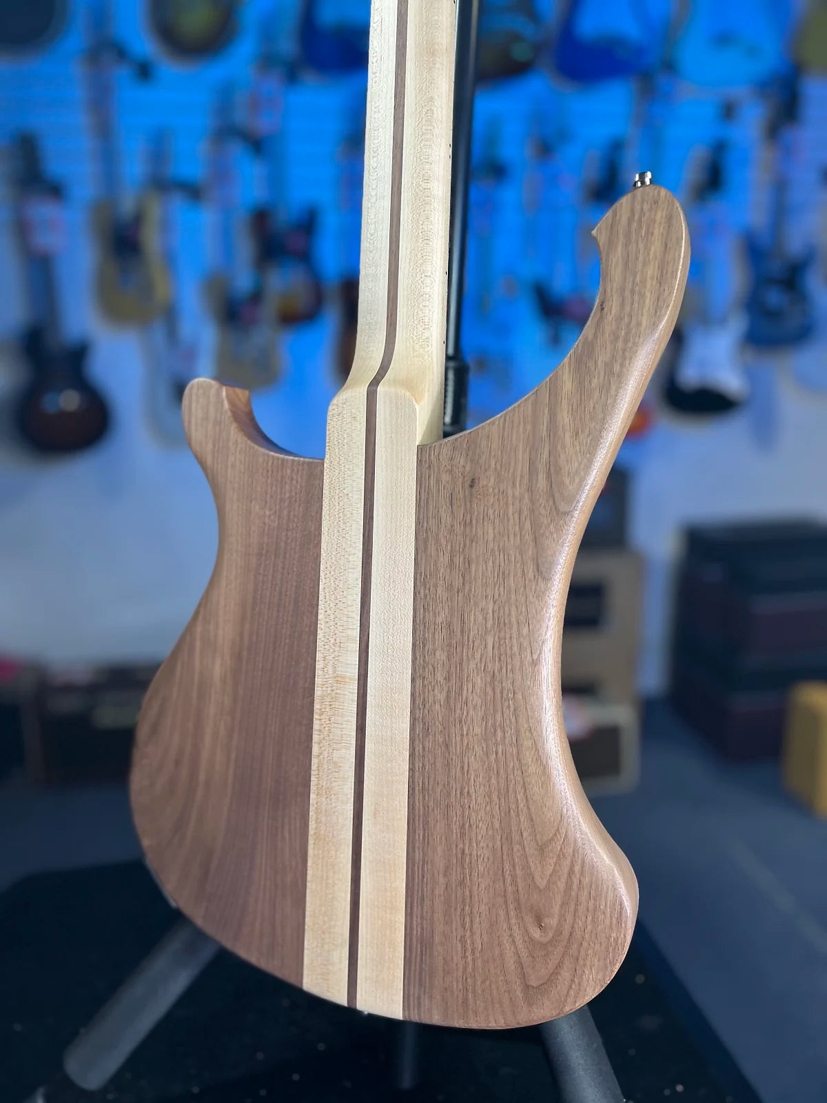New 2025 Rickenbacker 4003S Walnut Bass w/ OHSCase 4003SW 763