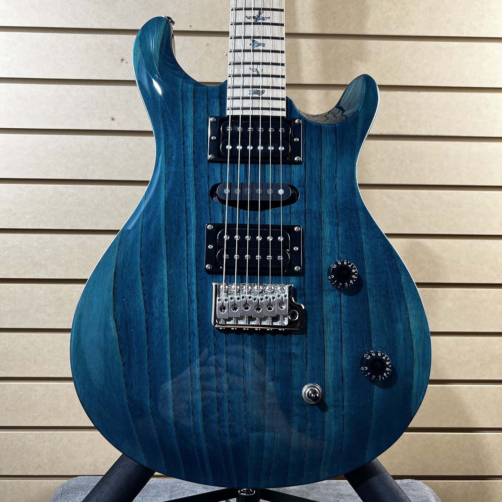 SE Swamp Ash Special Electric Guitar - Iris Blue #342