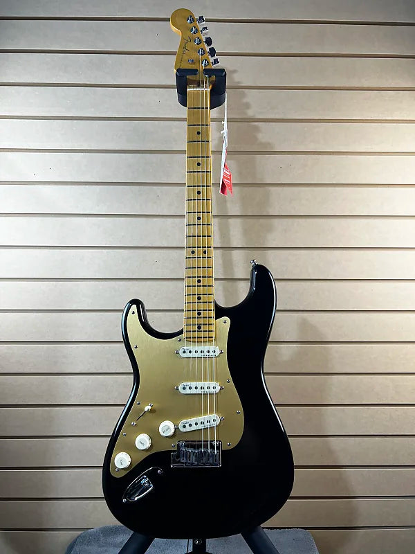 American Ultra Stratocaster Left-Handed - Texas Tea #569