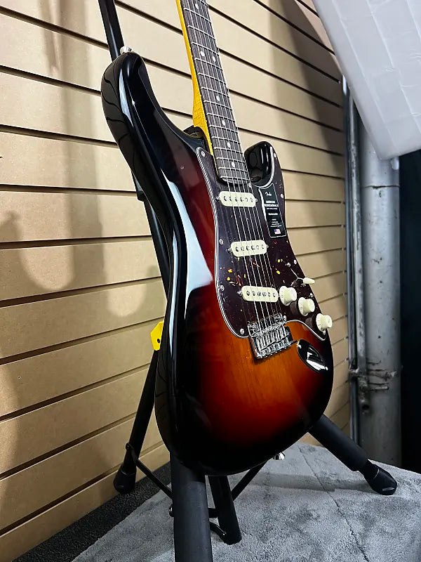 American Professional II Stratocaster - 3 Color Sunburst w/Rosewood Fretboard #348