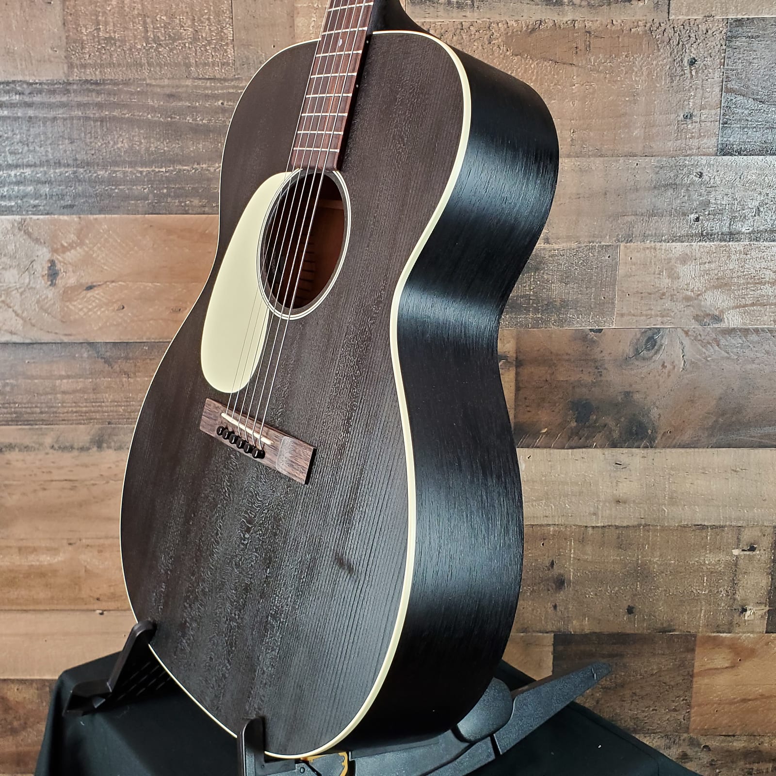 000-17E Acoustic/Electric, Black Smoke, Gig bag, Left-Handed, 491