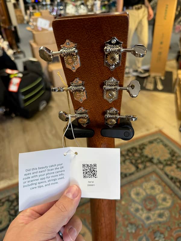 Martin 00-DB Jeff Tweedy, Tweedy Burst
