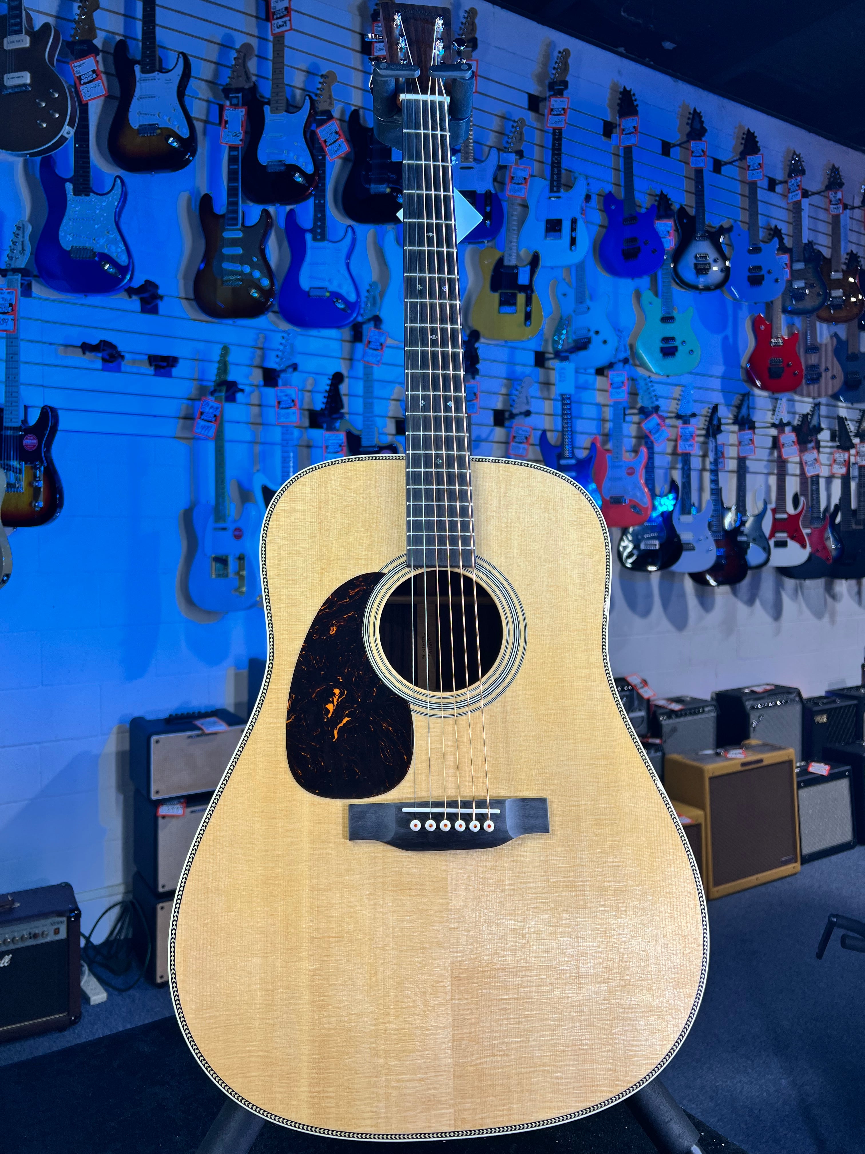 Martin HD-28L Lefty Standard Series Acoustic Guitar Natural with Aging Toner (2025) 466!