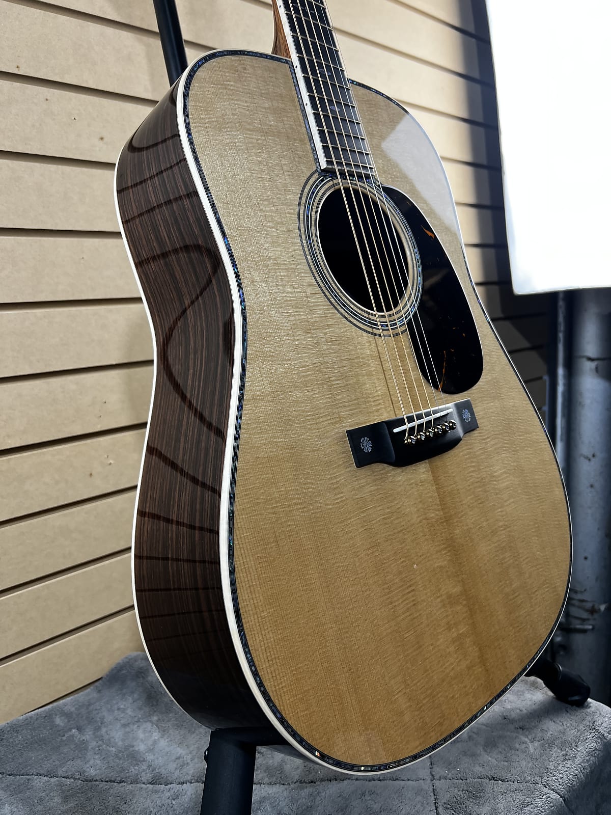 D-42 Modern Deluxe Acoustic Guitar - Natural #031