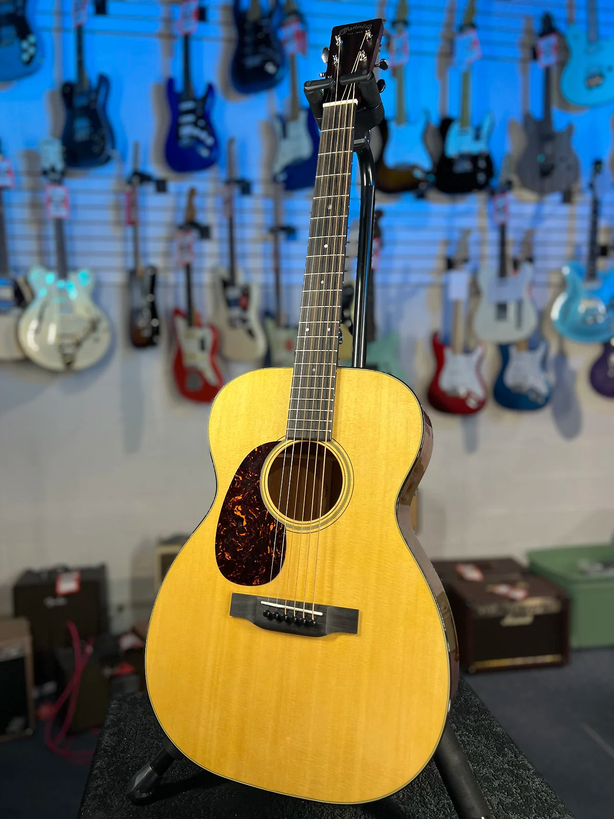 Martin 00-18 Left Handed Acoustic Guitar - Natural GET PLEK'D! 127