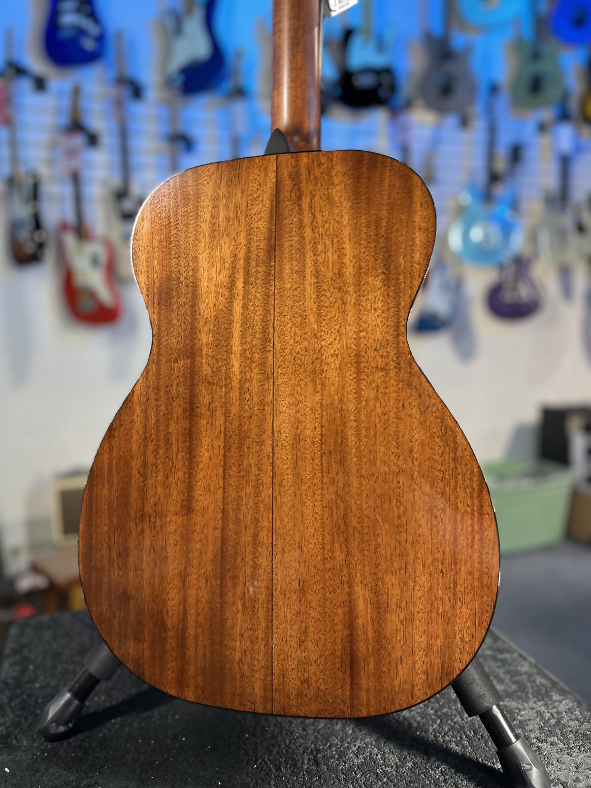 Martin 00-18 Left Handed Acoustic Guitar - Natural GET PLEK'D! 127