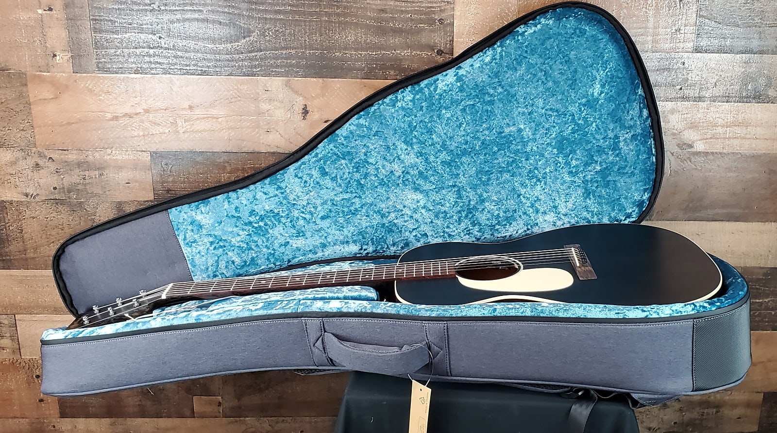 000-17E Acoustic/Electric, Black Smoke, Gig bag, Left-Handed, 491