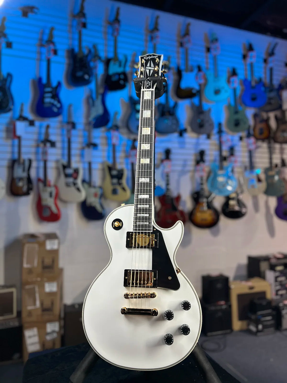 Epiphone Les Paul Custom 2025 - Alpine White with Epi Hard Case, Free Ship, Authorized Dealer, Get Plekd 744