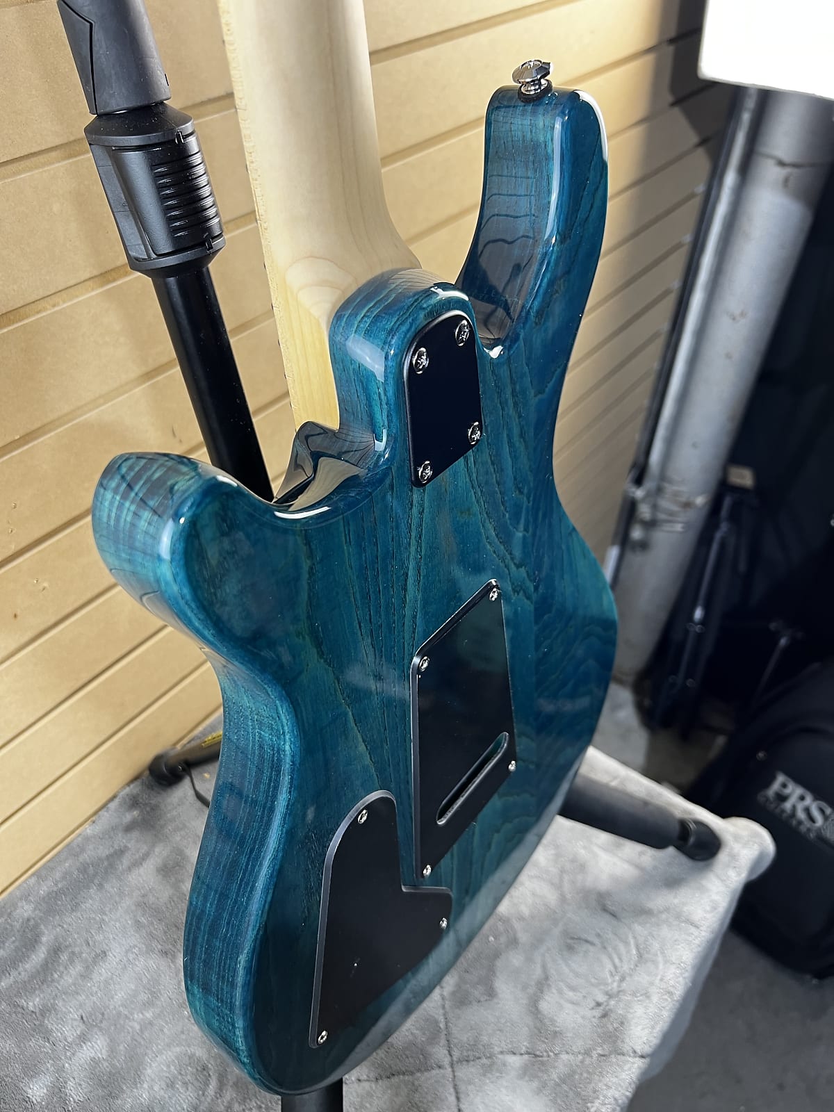 SE Swamp Ash Special Electric Guitar - Iris Blue #605