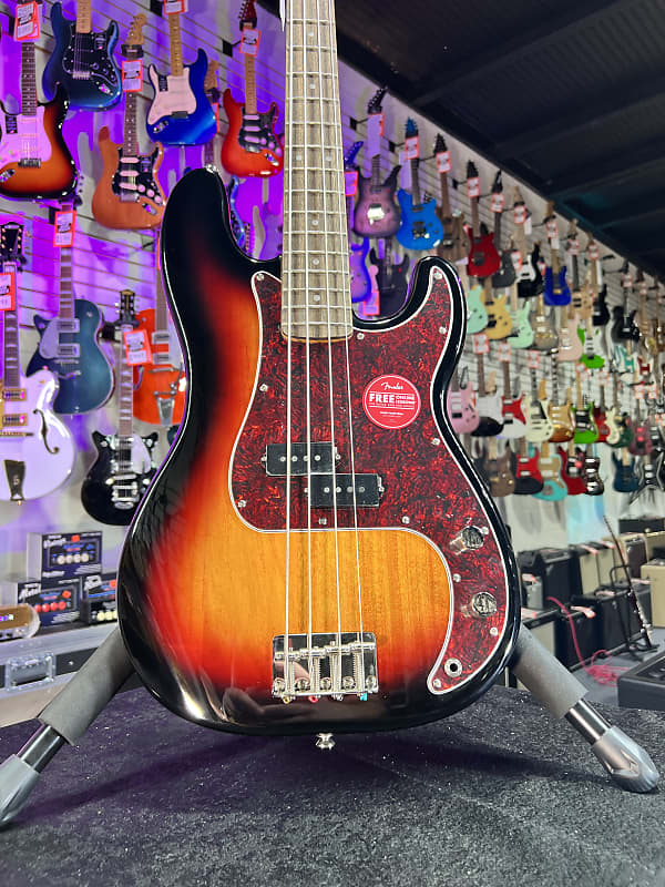 Squier Classic Vibe '60s Precision Bass - 3-Tone Sunburst *FREE PLEK WITH PURCHASE*! 634