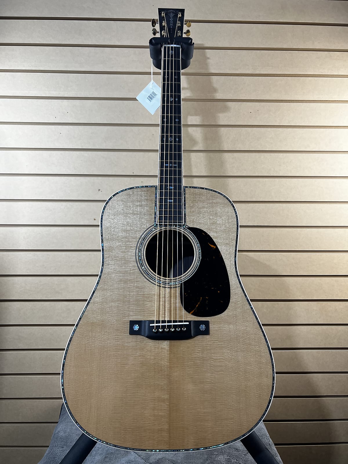 D-42 Modern Deluxe Acoustic Guitar - Natural #031