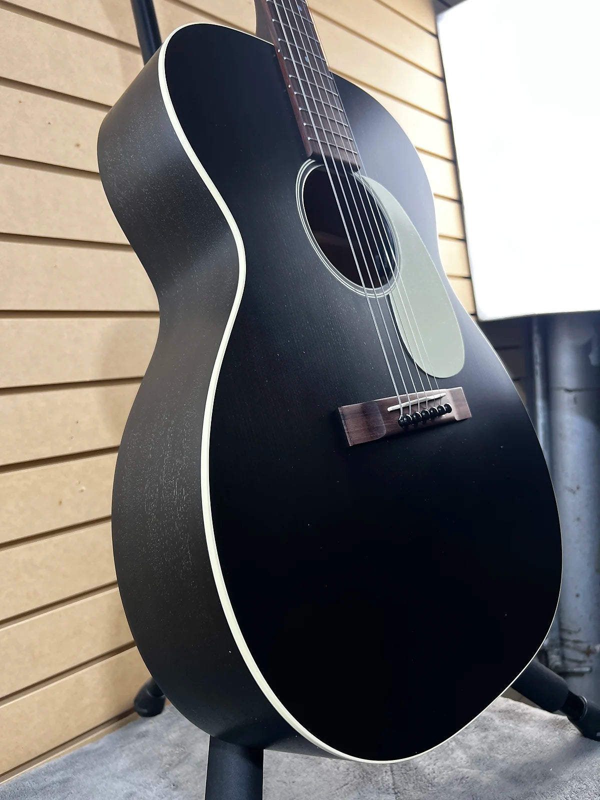 000-17E Acoustic-electric Guitar - Black Smoke #463